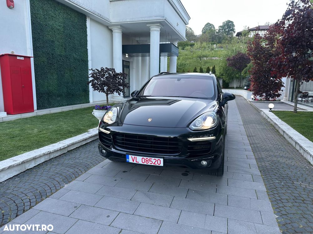 Porsche Cayenne Platinum Edition - 1