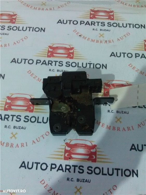 broasca haion renault clio 3  hatchbak an fabr. 2011 - 1