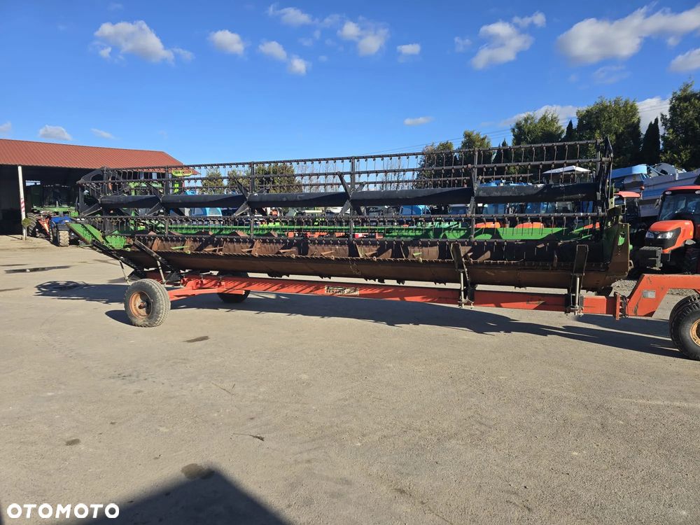 John Deere Heder 7.6m - 2