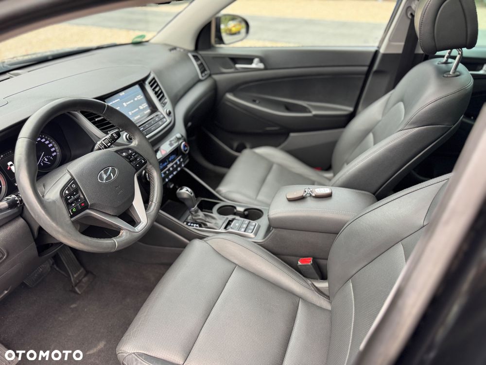 Hyundai Tucson 2.0 CRDI Premium 4WD - 25