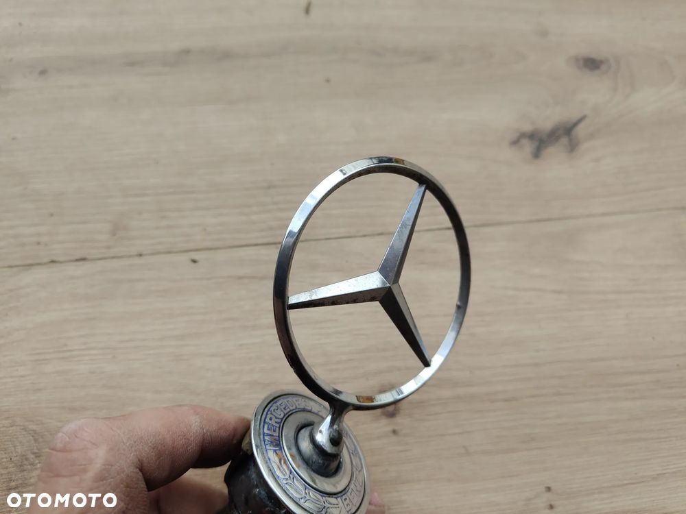 MERCEDES W210 W211 W220 W221 W203 W212 CELOWNIK MASKI EMBLEMAT ZNACZEK - 13