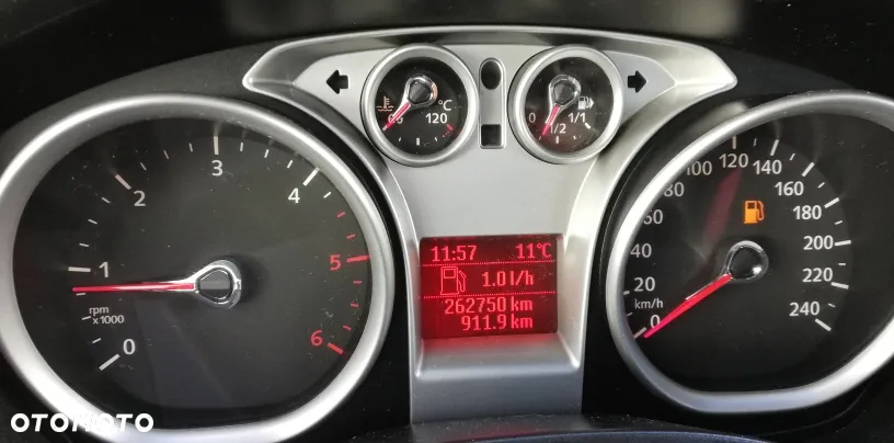 Ford Kuga - 11