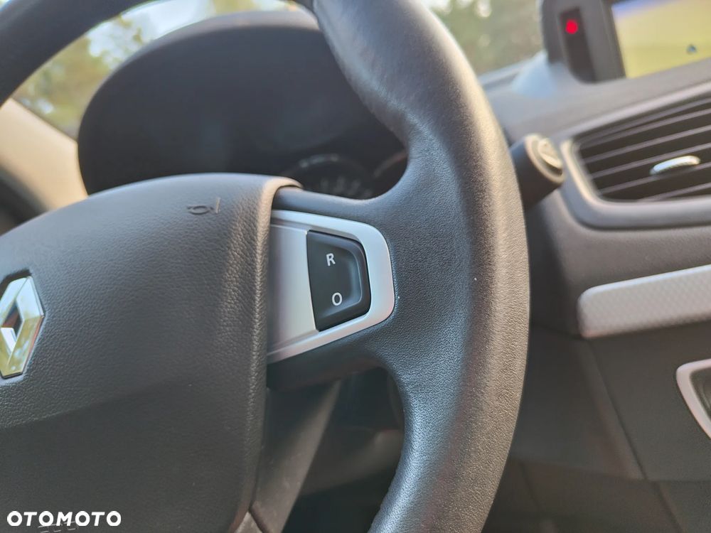 Renault Fluence 2.0 16V 140 Dynamique - 16