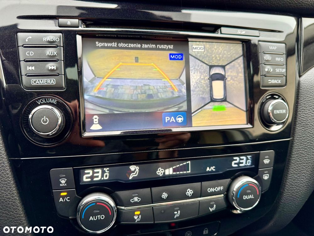 Nissan Qashqai 1.6 DIG-T TEKNA+ - 25