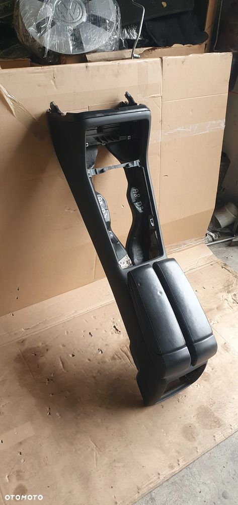 Tunel środkowy podłokietnik skóra skórzany telefon Audi A8 D3 4E0863241D 4E1035747 - 2