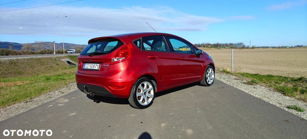 Ford Fiesta 1.4 TDCI Viva - 11