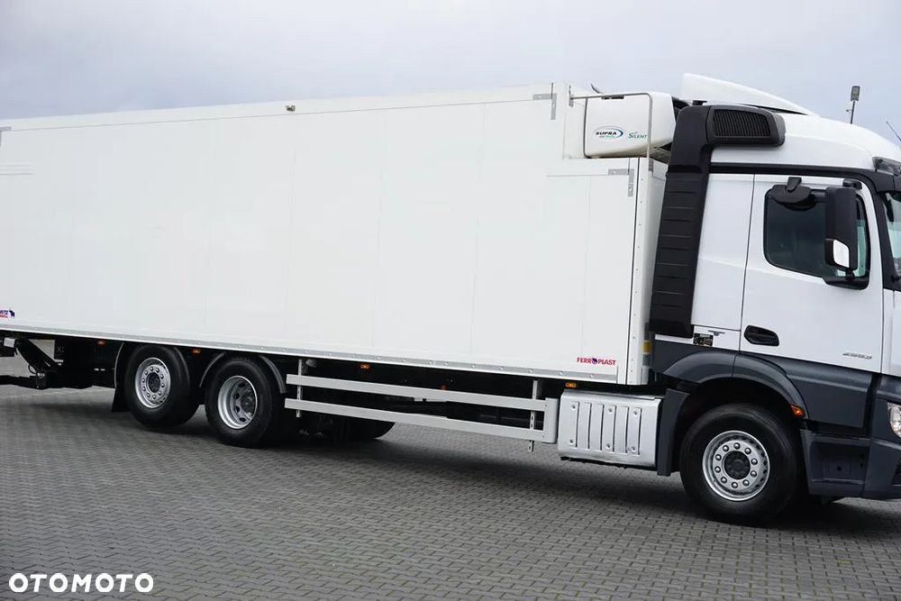 Mercedes-Benz ACTROS / 2553 / EURO 6 / CHŁODNIA + WINDA / 23 PALETY / OŚ SKRĘTNA - 16
