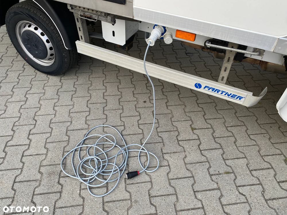 Renault Master Chłodnia Mroźnia 220V. Agregat Zanotti Salon Polska - 7