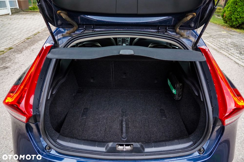 Volvo V40 D4 Geartronic Summum - 28