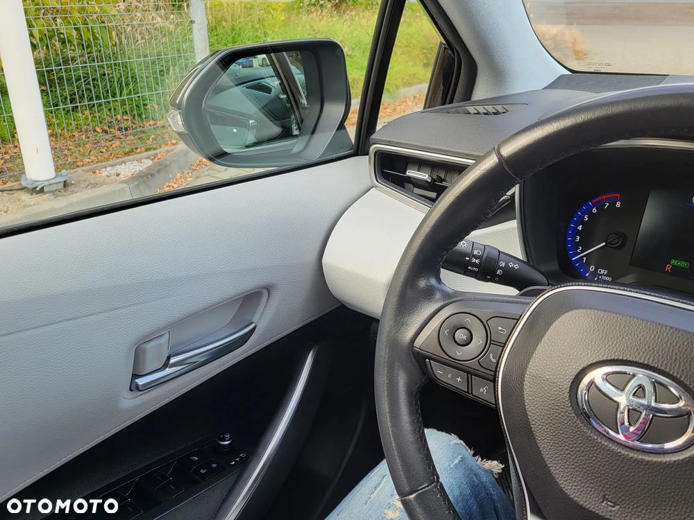 Toyota Corolla - 20