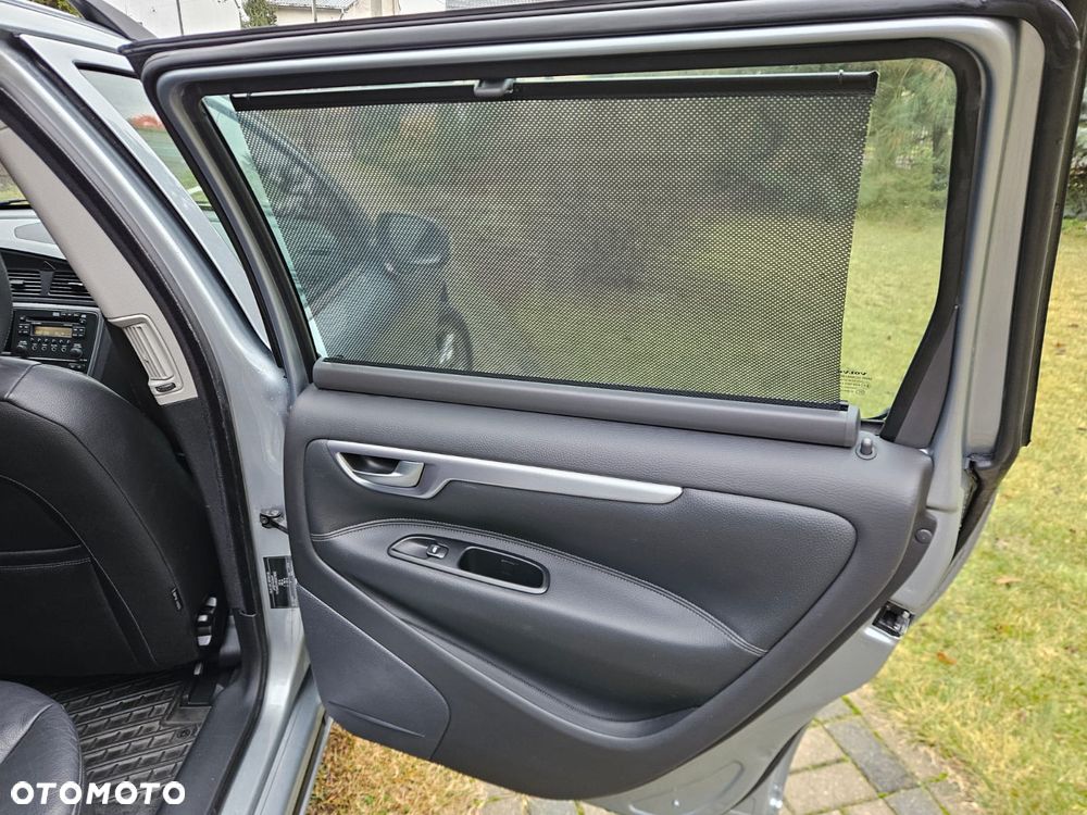 Volvo V70 2.4 Summum - 27