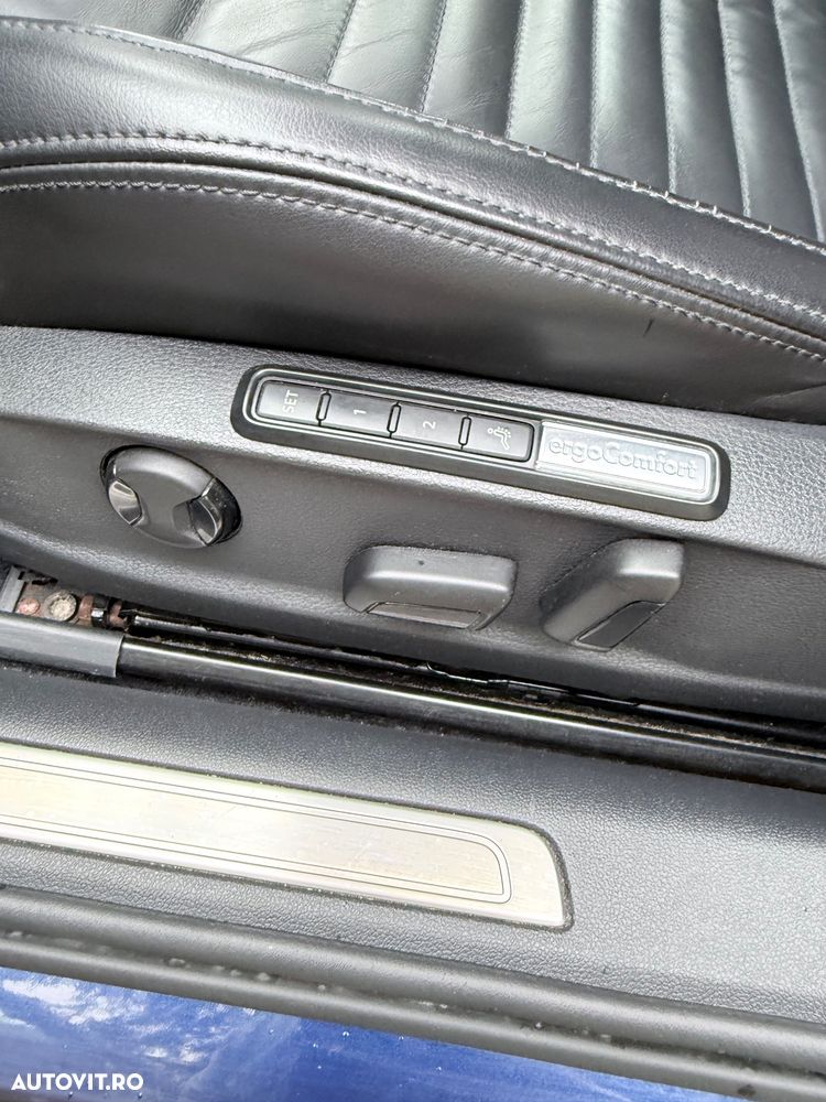 Volkswagen Passat - 8