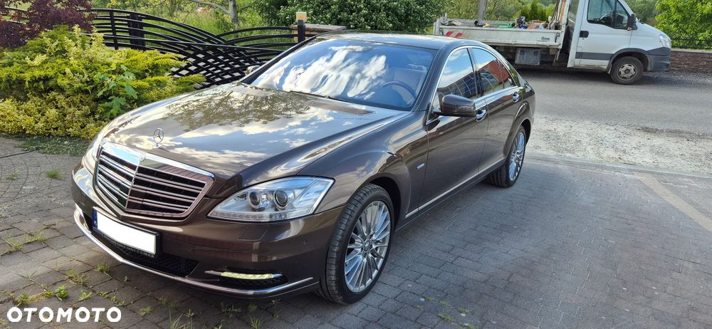 Mercedes-Benz Klasa S 500 BlueEFFICIENCY 4-Matic - 32