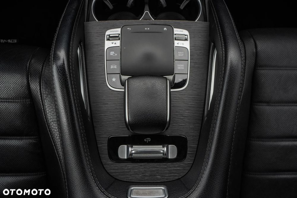 Mercedes-Benz GLS - 20