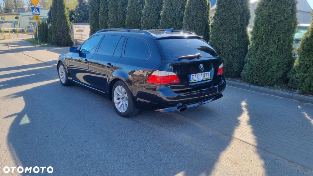 BMW Seria 5 520d - 3
