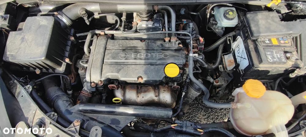 Opel Corsa 1.2 16V Sport - 15