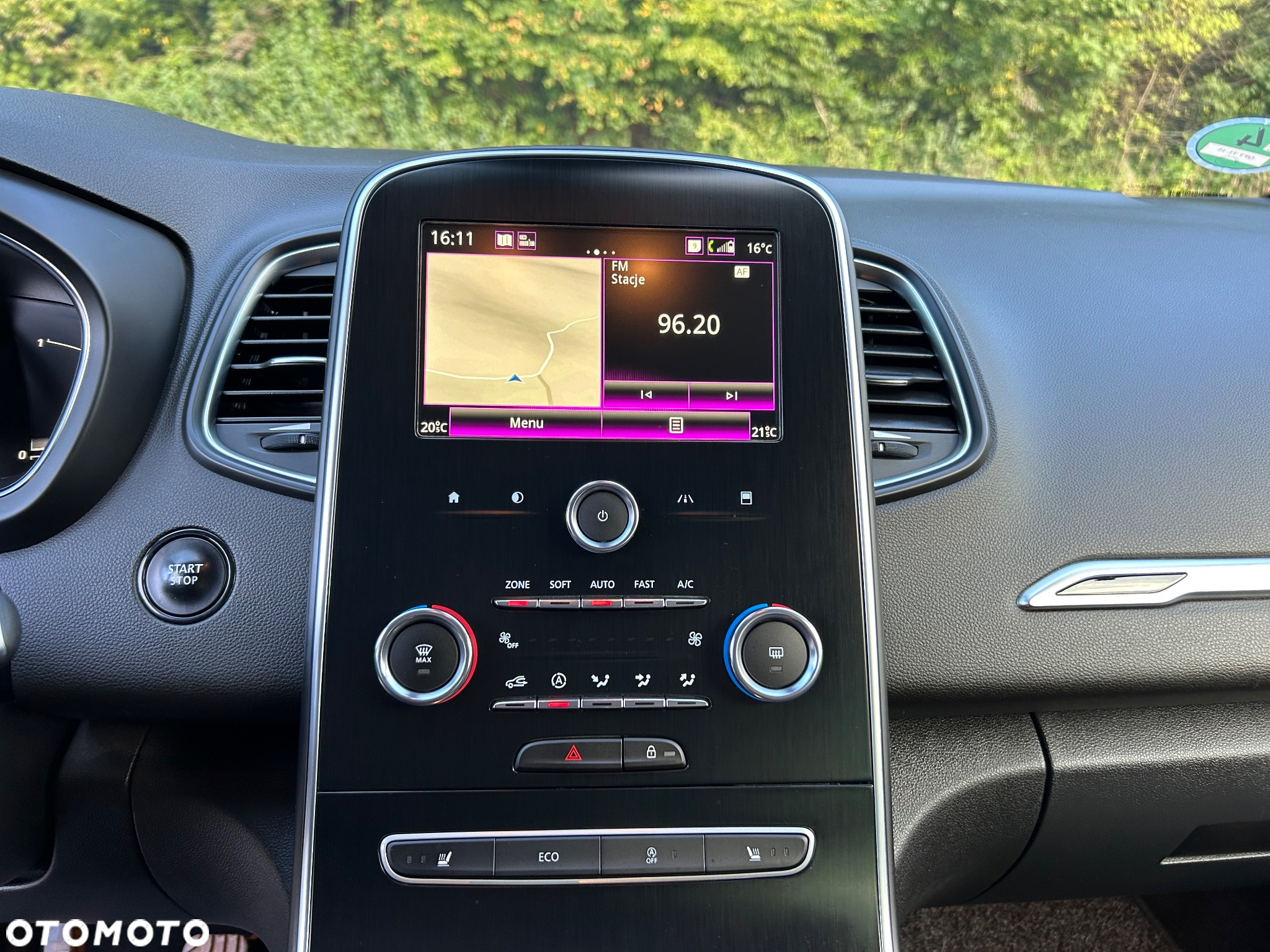 Renault Grand Scenic ENERGY TCe 140 LIMITED - 24