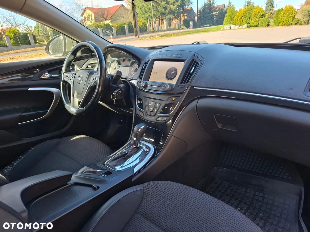 Opel Insignia - 8