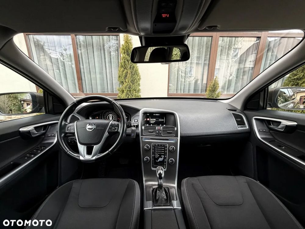 Volvo XC 60 D4 Drive-E Momentum - 21