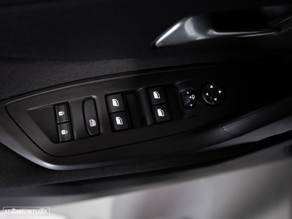 Peugeot 308 1.6 Hybrid Active e-EAT8 - 12