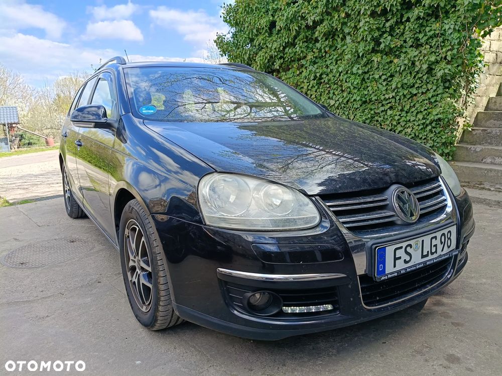 Volkswagen Golf 1.6 Team - 1