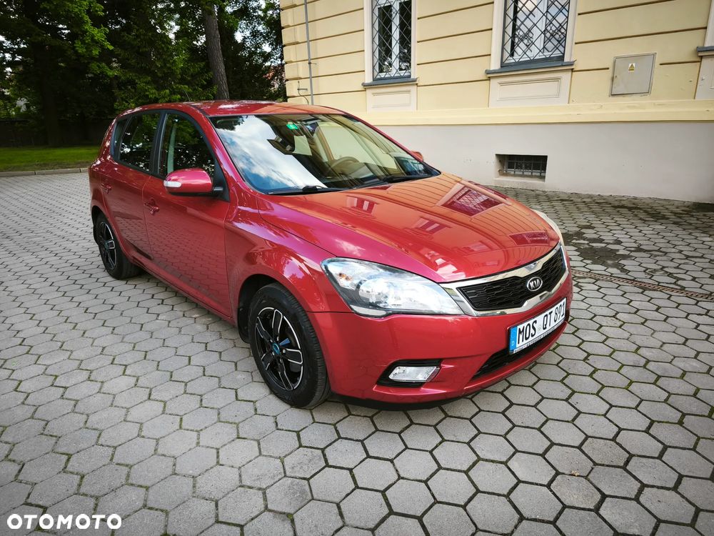 Kia Ceed 1.6 CRDi ISG Spirit - 5