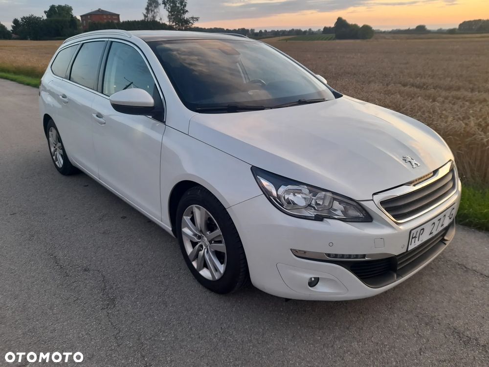 Peugeot 308 - 1