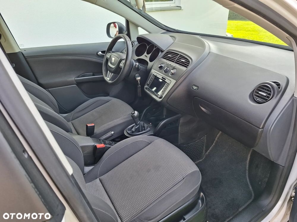 Seat Altea XL 1.9 TDI DPF Stylance - 9