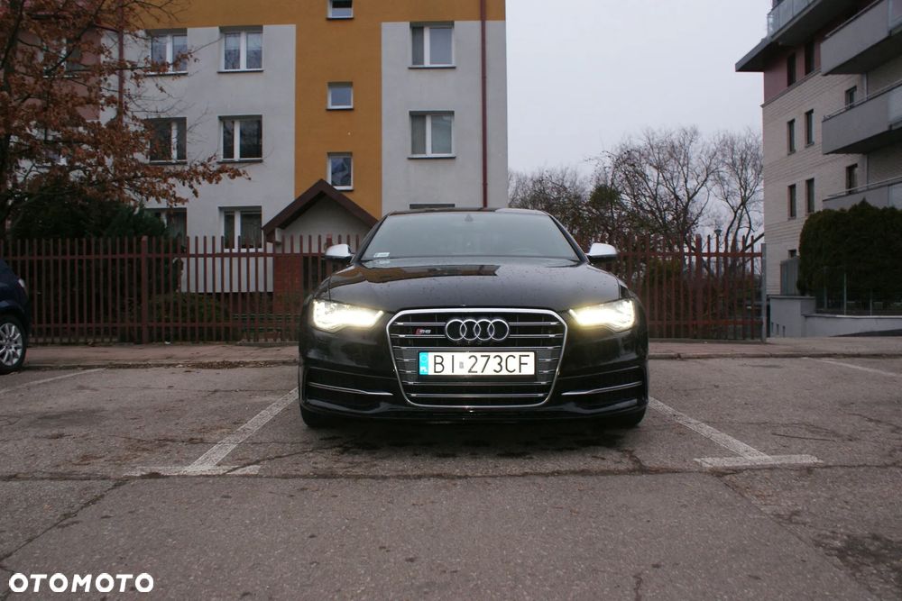 Audi S6 Limousine - 18
