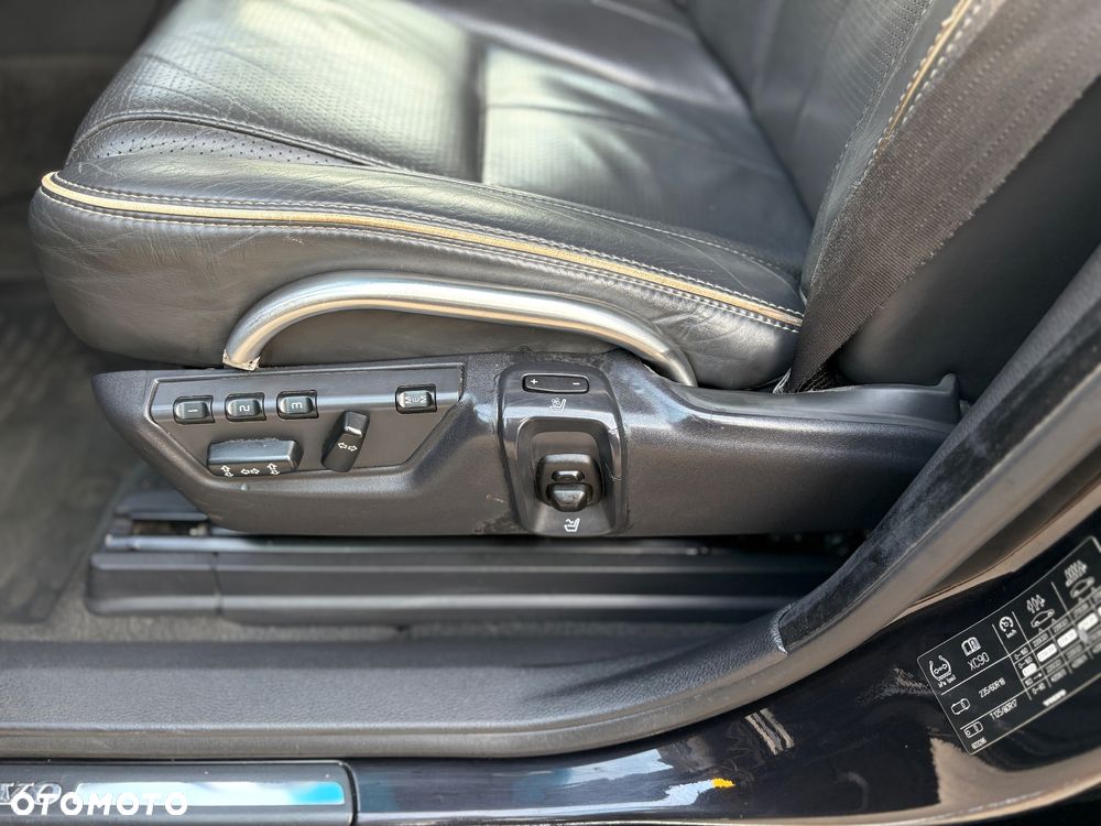 Volvo XC 90 D5 AWD Executive - 21