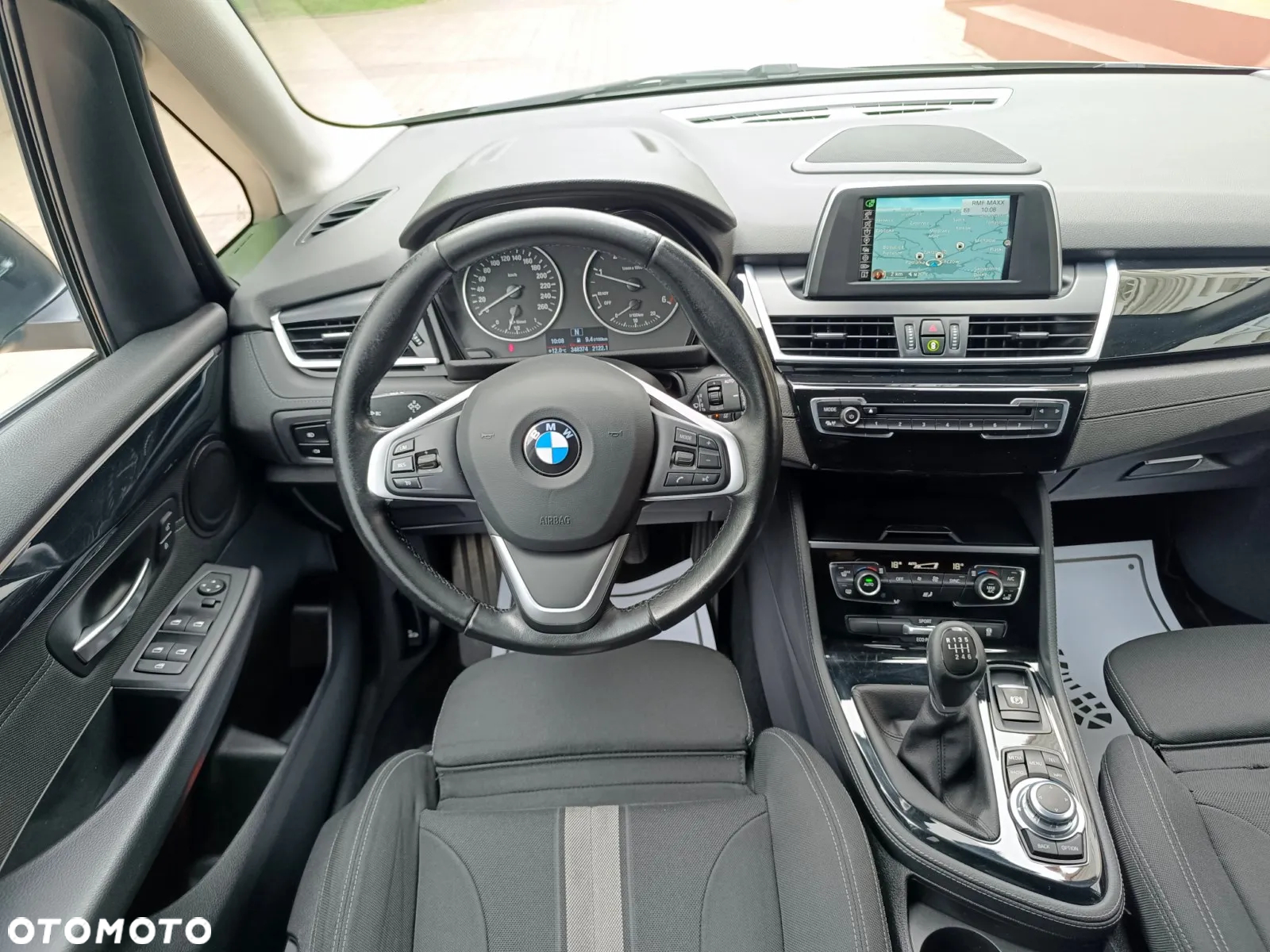 BMW Seria 2 218d Sport Line - 27