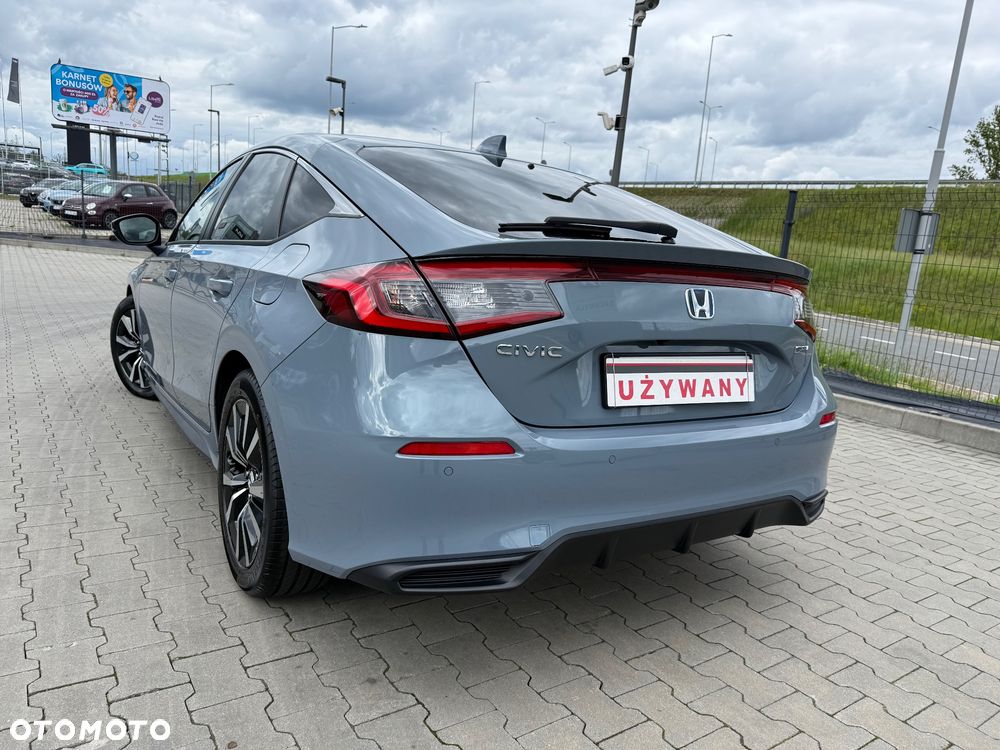 Honda Civic 2.0 i-MMD Elegance CVT - 16