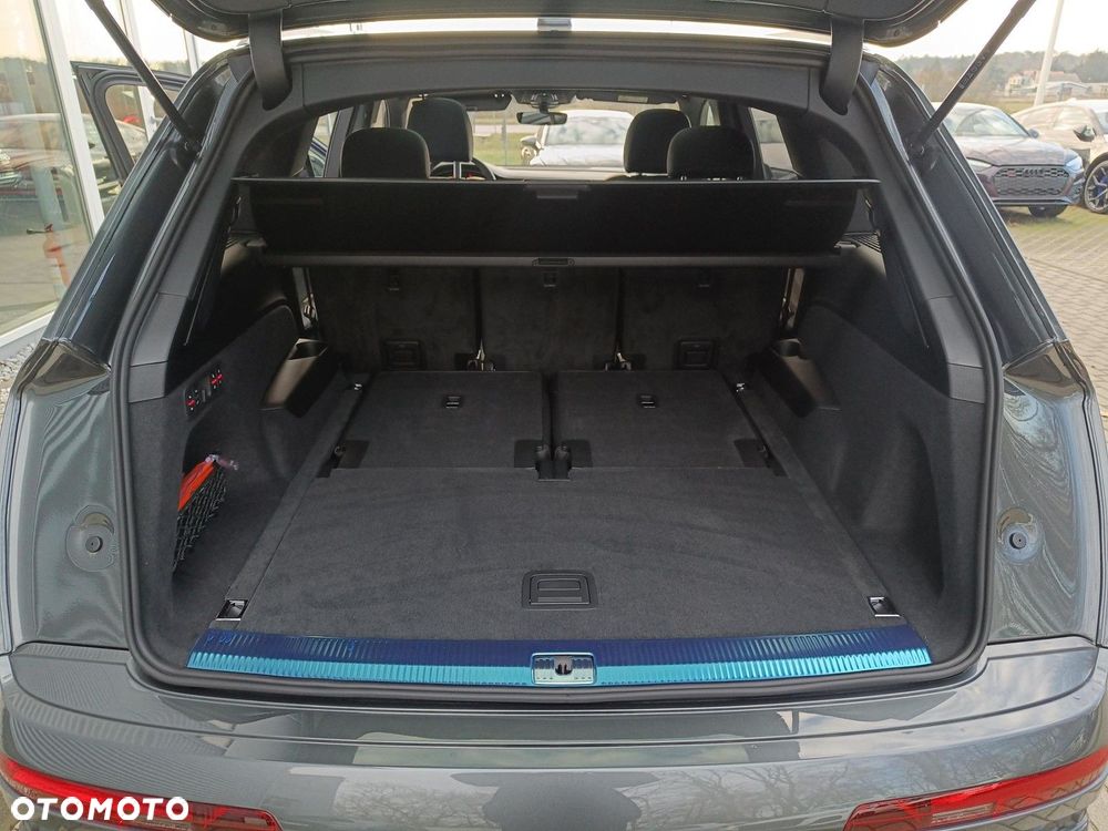 Audi Q7 - 17