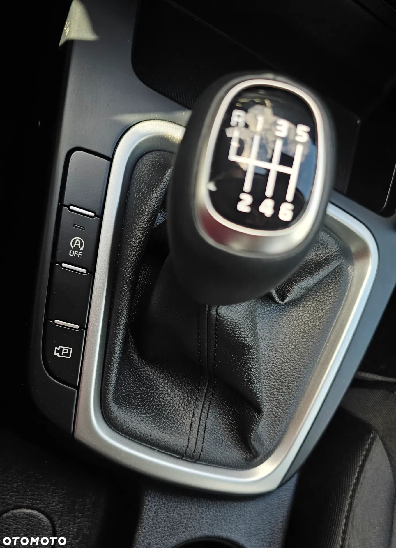 Kia Ceed 1.0 T-GDI 120 OPF Edition 7 - 23