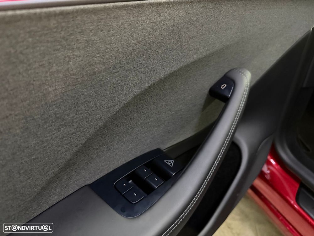 Tesla Model 3 Long Range Tração Traseira - 24