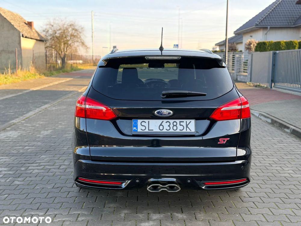 Ford Focus 2.0 TDCi ST - 8