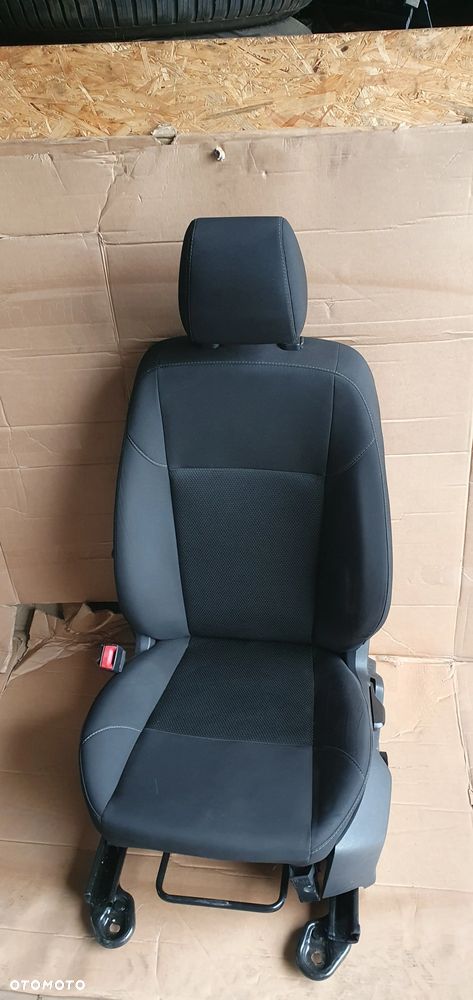 Fotel kierowcy lewy przód przedni Ford Focus Mk3 Lift - 8