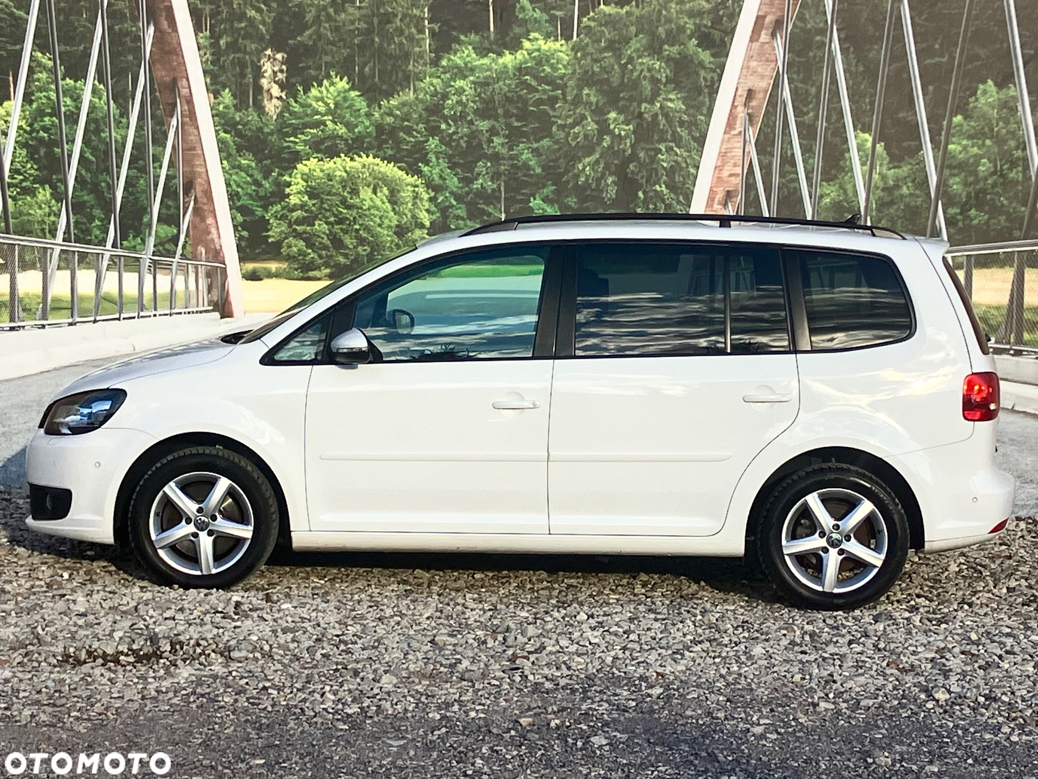 Volkswagen Touran 1.4 TSI DSG Highline - 15