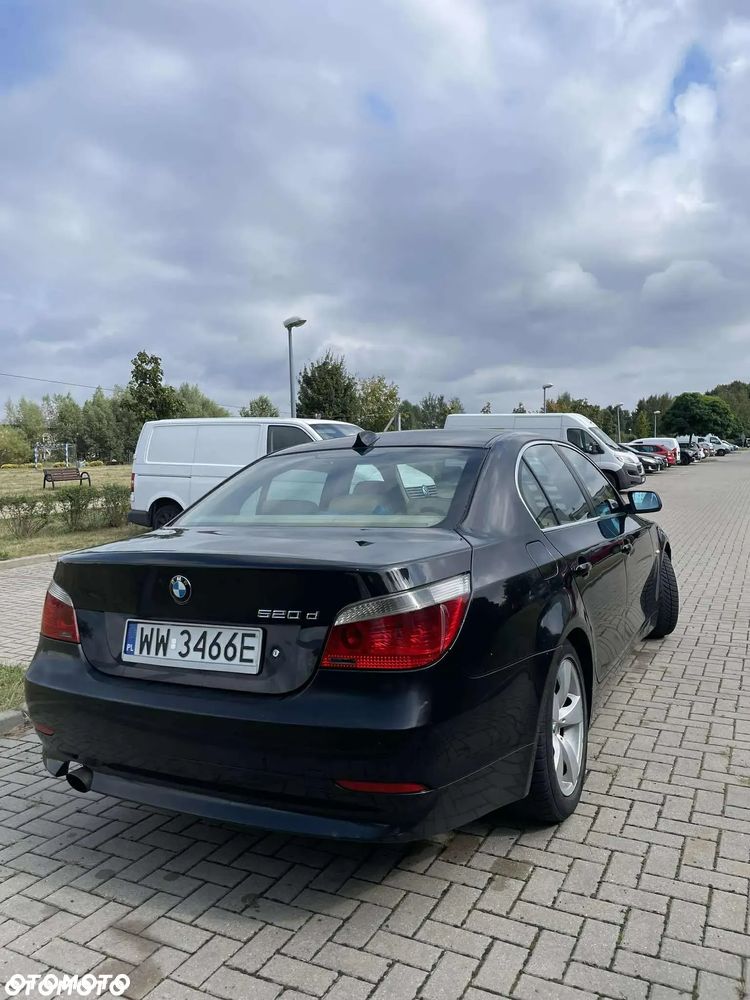 BMW Seria 5 520d - 5