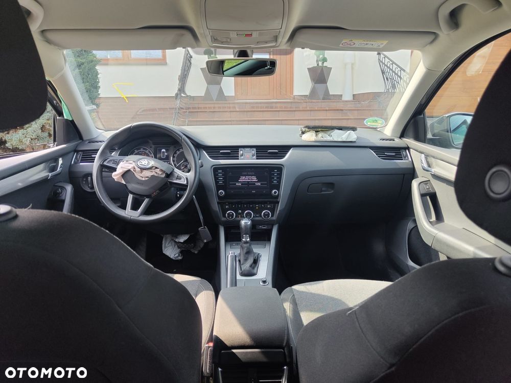 Skoda Octavia 1.5 TSI ACT DSG Soleil - 30