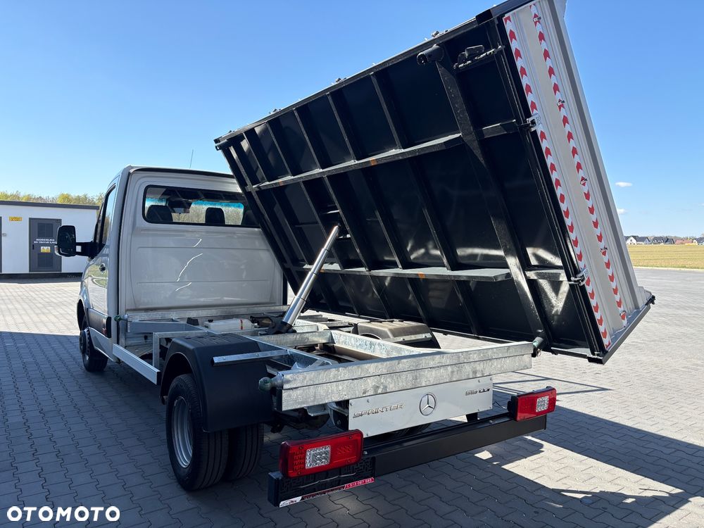 Mercedes-Benz Sprinter 519 - 11