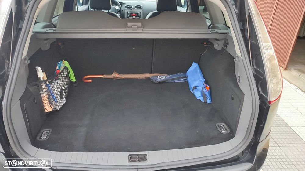 Ford Focus SW 1.6 TDCi Titanium - 10