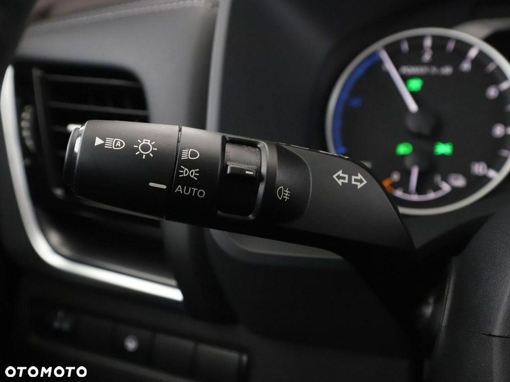 Nissan X-Trail 1.5 VC-T e-POWER N-Connecta e-4ORCE 7os - 35