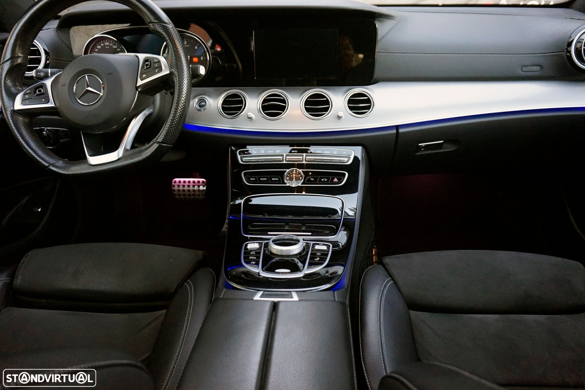 Mercedes-Benz E 220 d AMG designo - 10