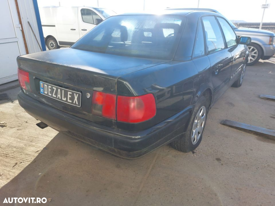 Dezmembrari Audi A6 C4 1995 Audi 100, 2.0 benzina - 4