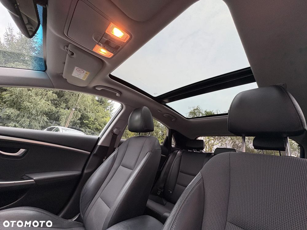 Hyundai i30 1.6 GDI Premium - 15