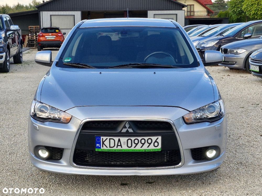 Mitsubishi Lancer - 2