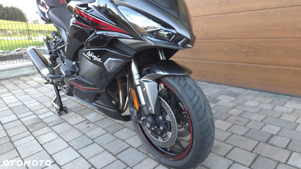 Kawasaki Ninja 1000 SX - 23