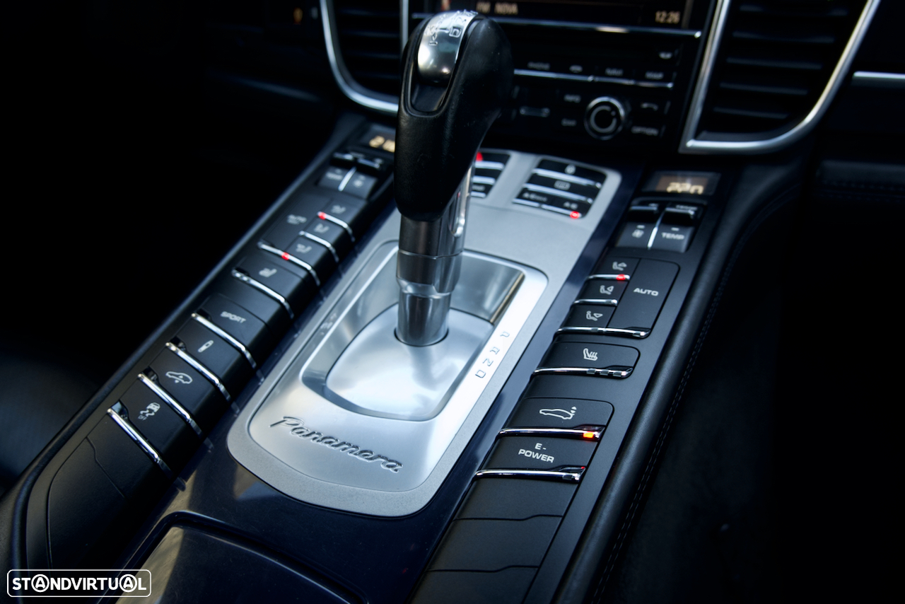 Porsche Panamera S Hybrid - 37