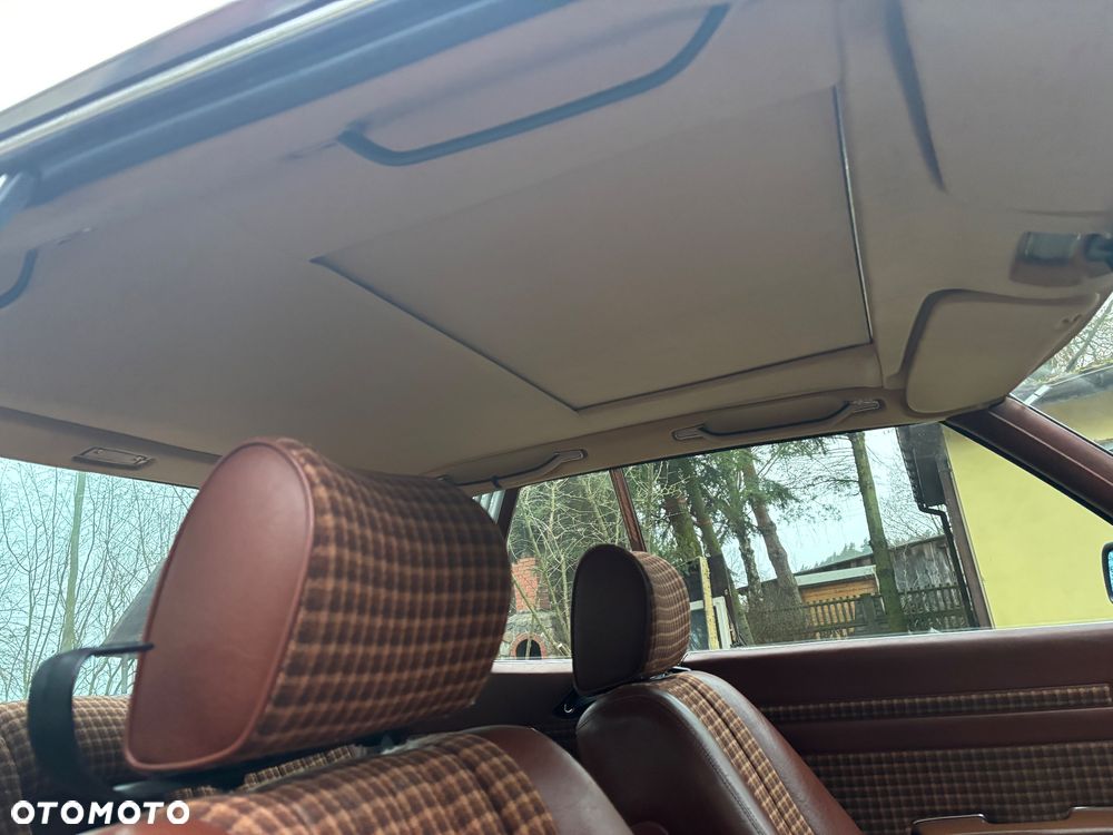 Mercedes-Benz SLC - 7